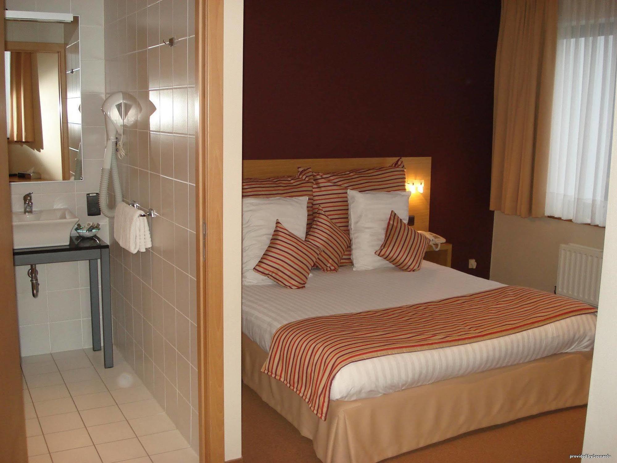 Axis Hotel Kortenberg Room photo